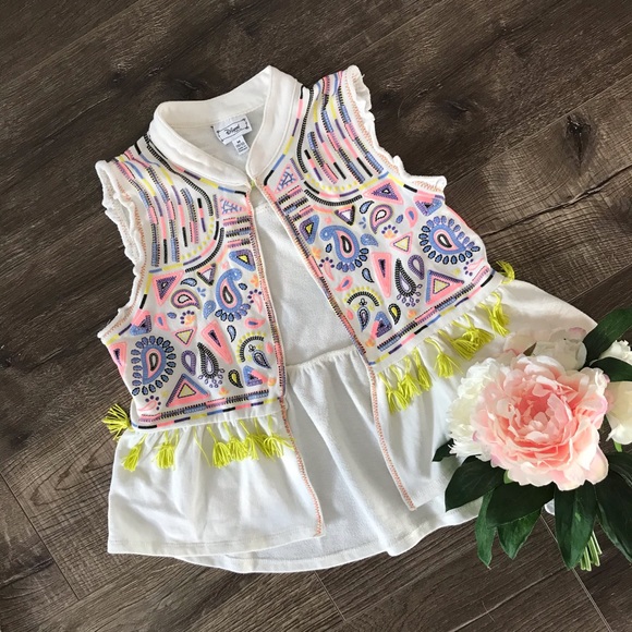 SOLD 3 for $20!🎈D-Signed by Disney Girls’ Vest - Picture 4 of 4